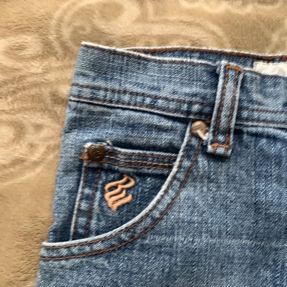 Vintage pair of Rocawear denim shorts - Picture 6 of 6